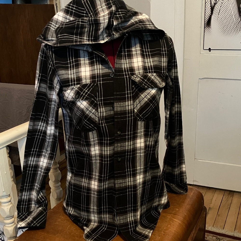 Firefly Black-and-White Plaid Button-Up Hoodie – Size Small 2/25$